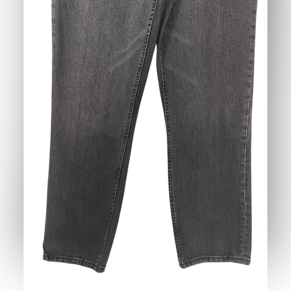 NWT Abercrombie & Fitch The 90’s Straight Ultra High Rise Washed Black 31/12S - Picture 2 of 11